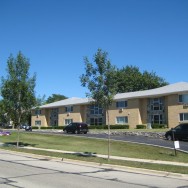 NW Milwaukee Rivercourt Apartments exterior 1075